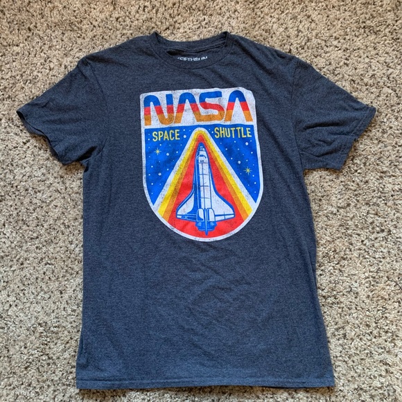 NASA Tee🚀 - Picture 3 of 4